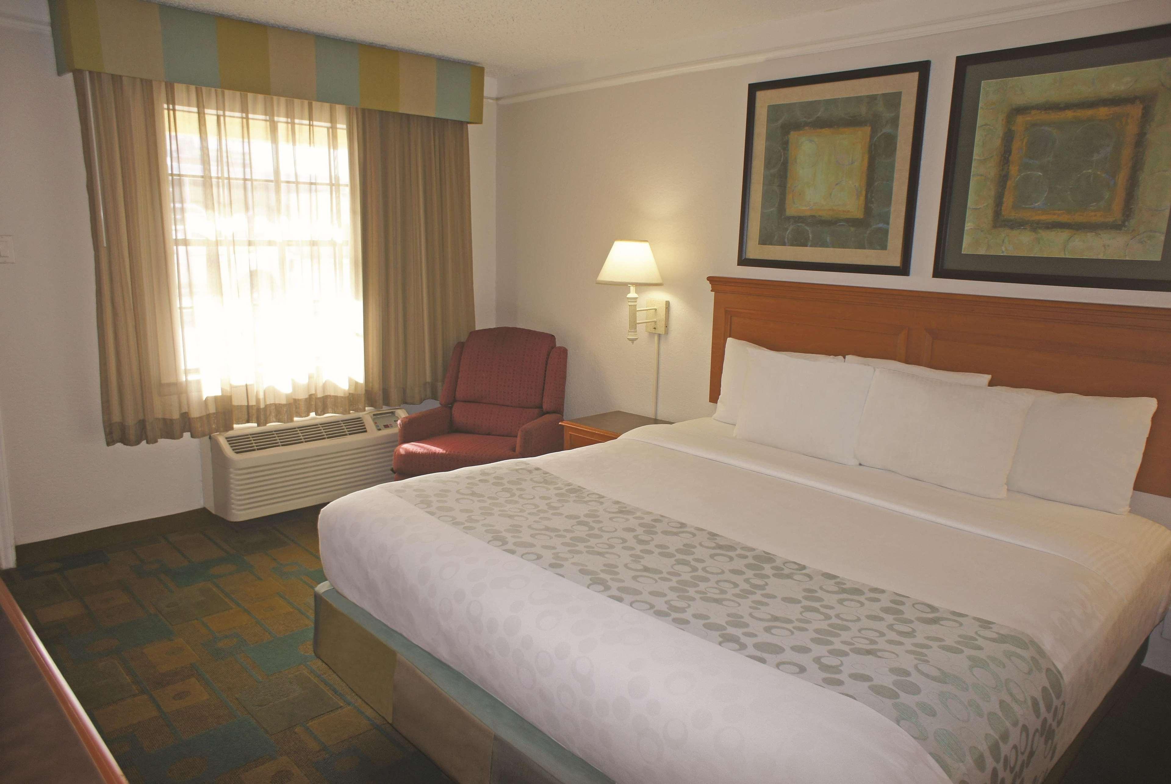 La Quinta Inn By Wyndham Austin Oltorf Extérieur photo